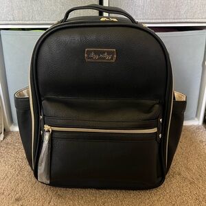 New Itzy Ritzy Mini Plus Black Backpack Diaper Bag